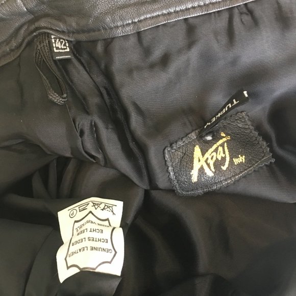 Avant Garde Tiered Midi Leather Skirt - Picture 3 of 4